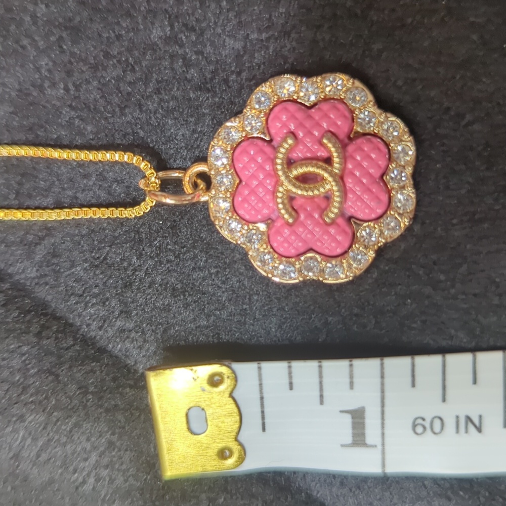Chanel Necklace - Picture 7 of 8